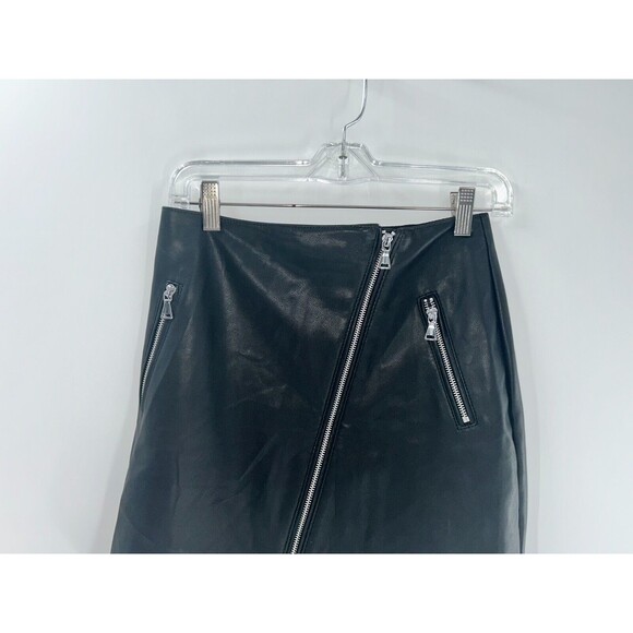 Women's Express Faux Leather Zipped Mini Skirt Size 4 - Picture 2 of 6